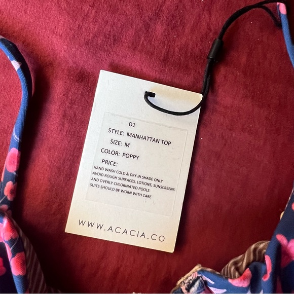 ❌SOLD❌NWT Acacia Manhattan Top - Picture 2 of 2